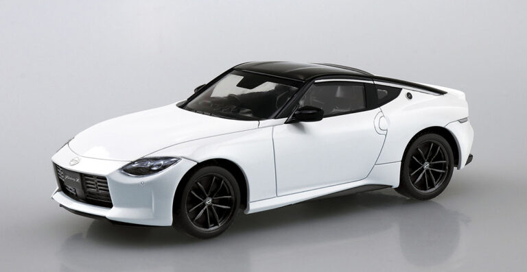 Aoshima Nissan Z Model