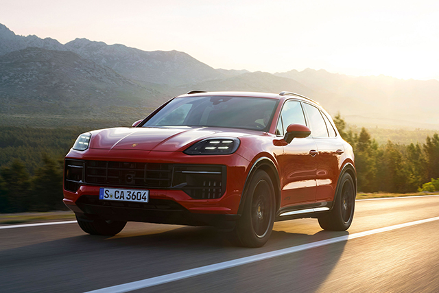 2025 Porsche Cayenne GTS