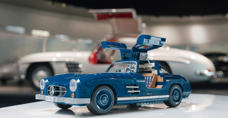 Mattel Bricks Shop Hot Wheel Mercedes-Benz 300 SL