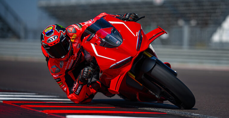 New Ducati Paniglae V4 R