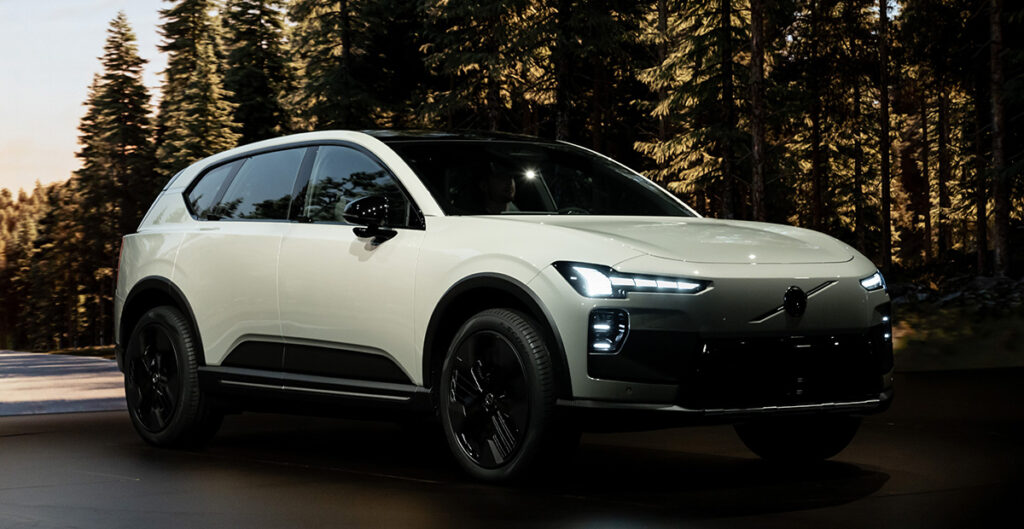 All-New Volvo EX60 Cross Country