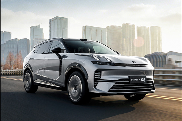 Lynk & Co 08 EM_P Max 230