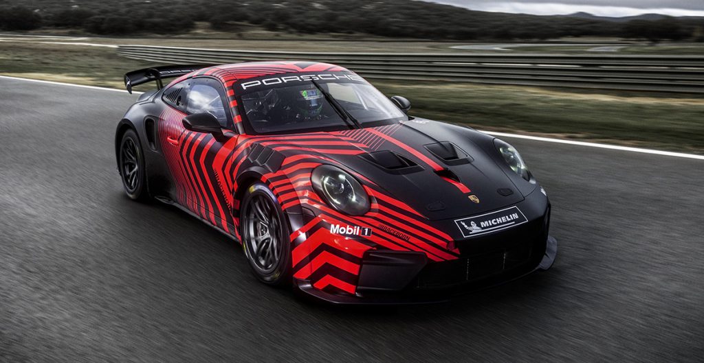 New Porsche 911 GT4 R