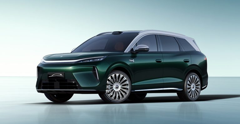 New BYD 8 Series Tang