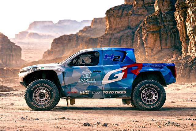 DKR GR FC Hilux